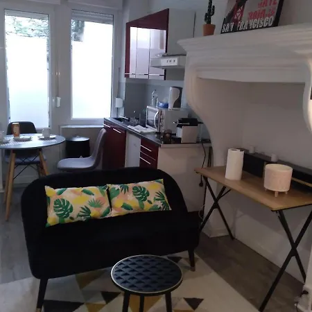 Calme Au Coeur De La De Apartmán *